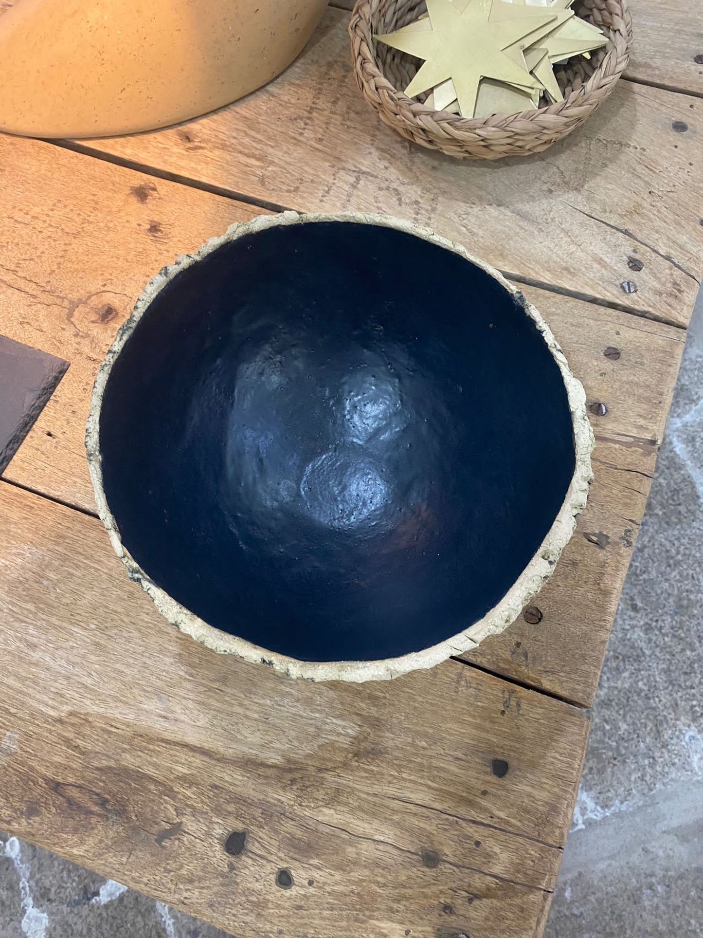 Black Stone Salad Bowl