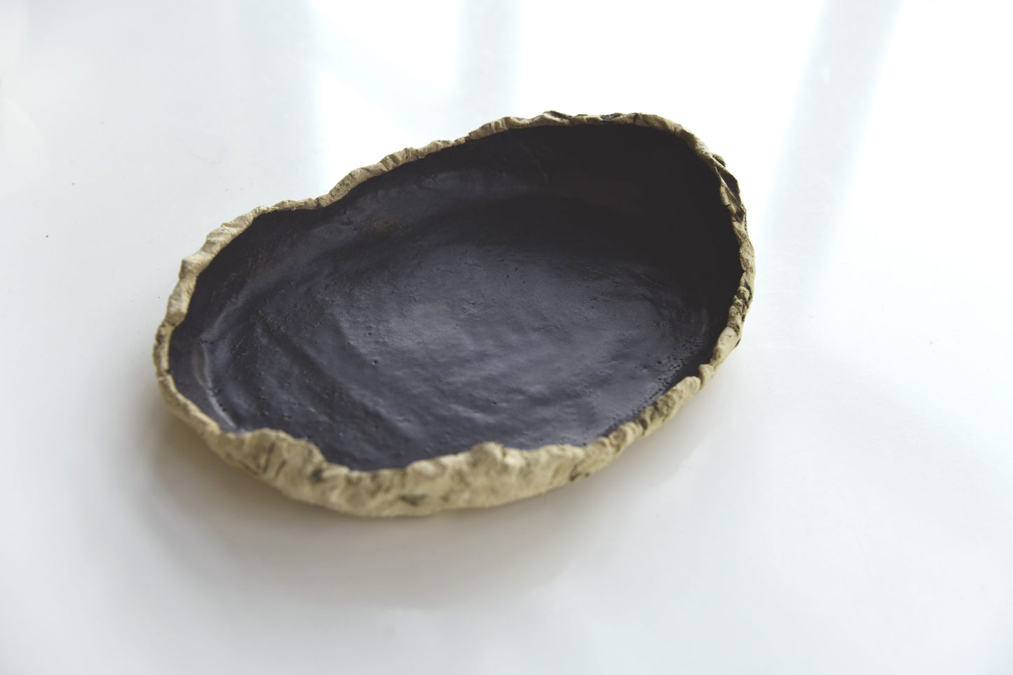 Plato irregular Black Stone