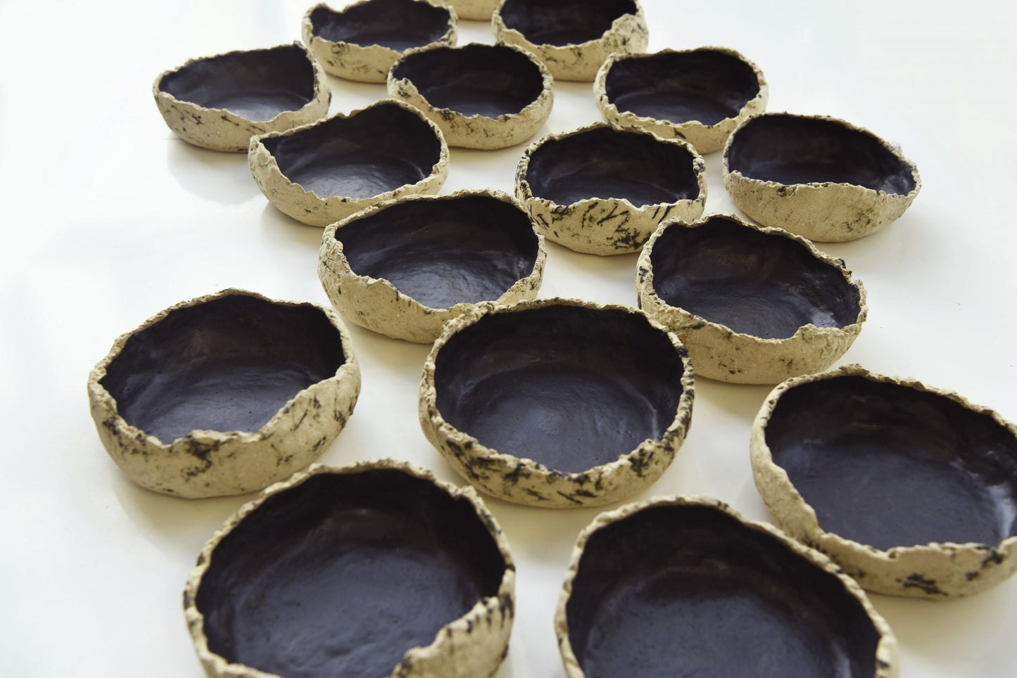 Round Black Stone Plate