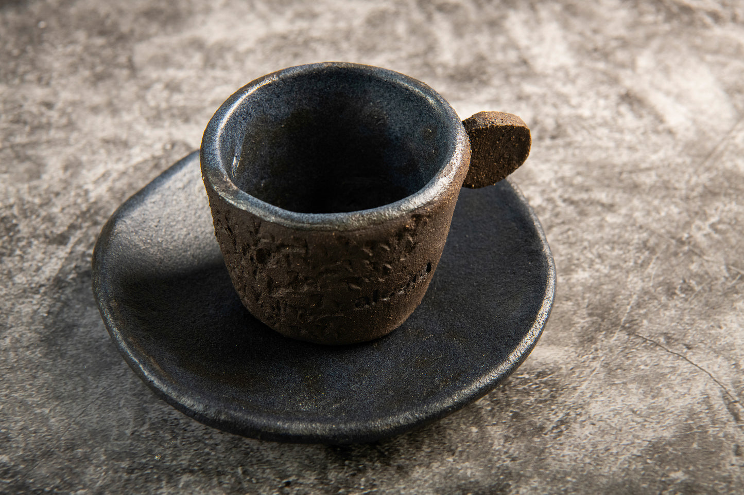 Taza y plato café Origenes Lava